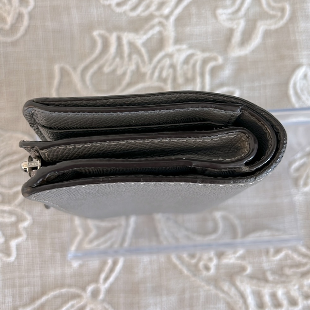 Coach Crossgrain Leather Medium Grey Bifold Wallet - Picture 4 of 15